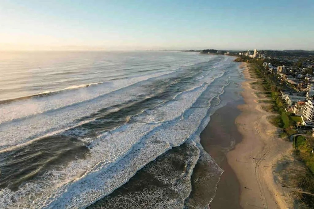 Casa Maya Villa Nobby'S Beach Gold Coast Australia